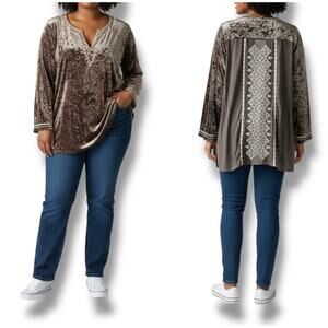 Andrée by Unit crushed velvet embroidered high low tunic blouse